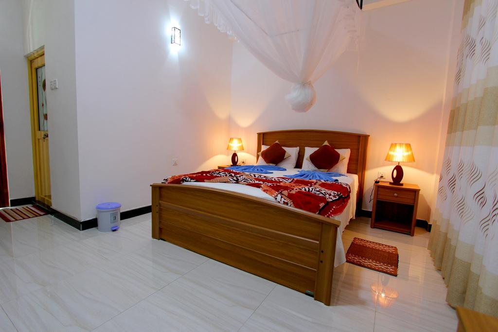 Sen - Rose Ella Apartment Luaran gambar