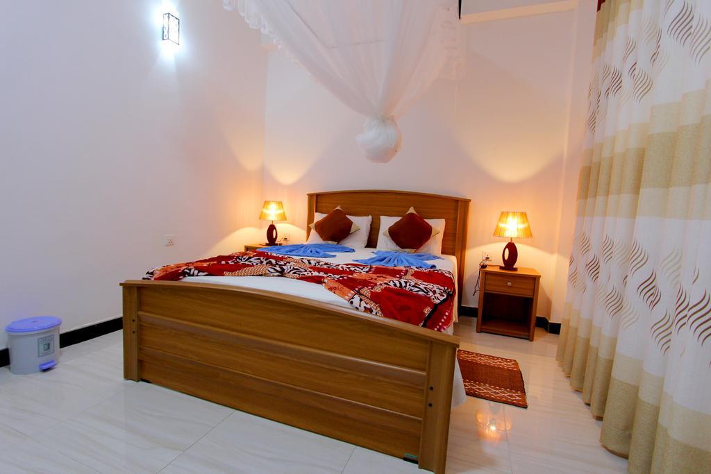 Sen - Rose Ella Apartment Luaran gambar